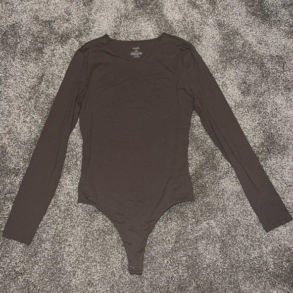 NUUDS long sleeve crew neck body suit - Picture 4 of 6